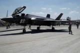     F-22  F-35  